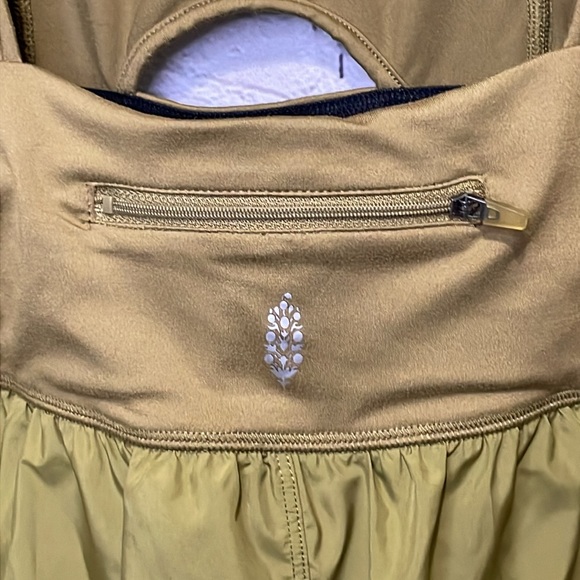 NWOT FP Movement Righteous Long Sleeve Runsie - Olive Green- Size Medium - Picture 11 of 17